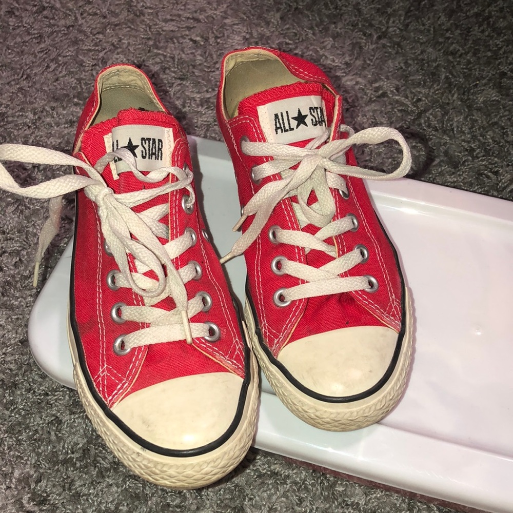 Red all star converse